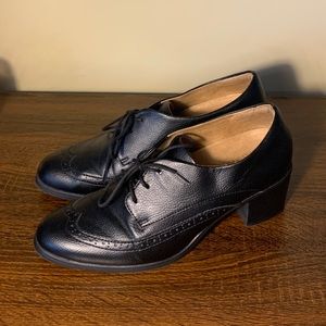 Heeled Leather Oxfords - 8W